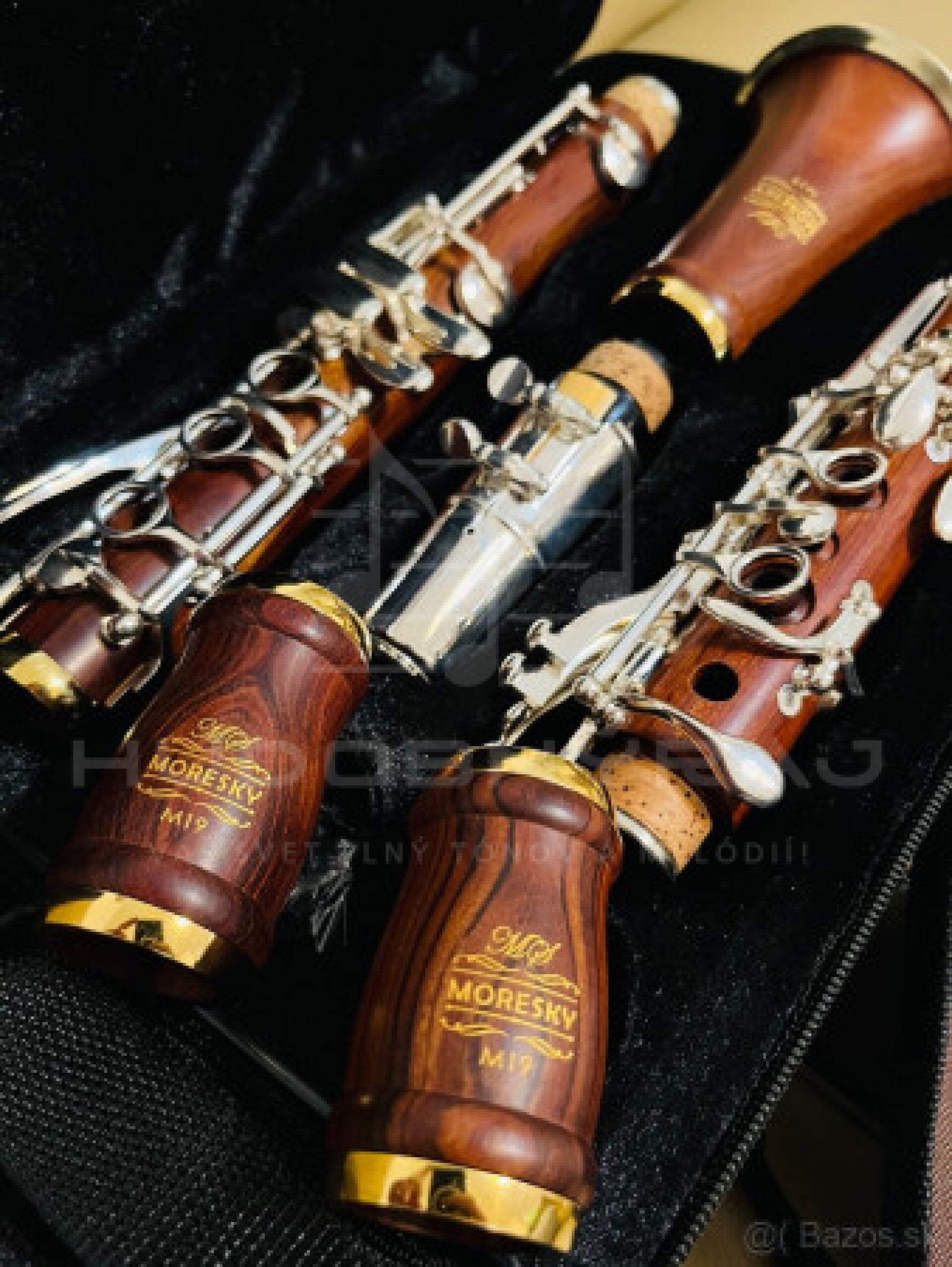 Predám nový B- klarinet celodrevený pre náročnejších hráčov. MoreskyM 19- koncertná  trieda