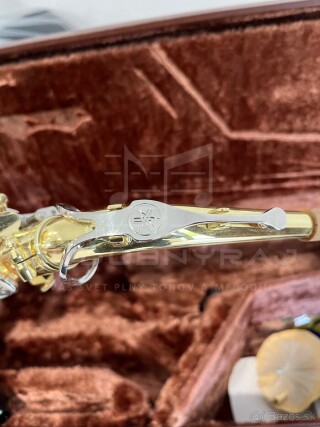 Predám pouzívaný  Es- Alt saxofón Yamaha YAS 23 v TOP stave