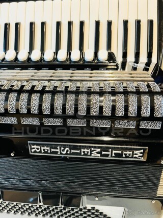 Predám akordeón WELTMEISTERS SAPHIR 120 BASOVÝ