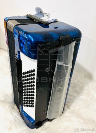 Predám akordeón Weltmeister Achat 72 basový- 2 roky záruka