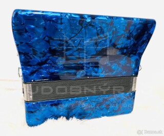 Predám akordeón Weltmeister Achat 72 basový- 2 roky záruka