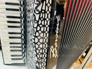Predám profesionálny akordeón Borsini Wienna 374- 96 basový
