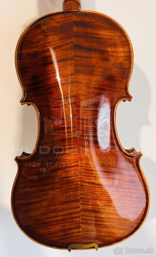 redám husle, 4/4 husle: "Braun Bird T012", model Stradivari
