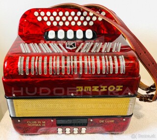 Predám krásnu heligónku/ diatonickú harmoniku Hohner NORMA DE LUXE- Talianské hlasy C/F ladenie