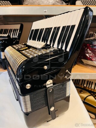 Akordeón Honer Verdi II- 96 basový- čiernej farby, červené mechy TOP ZVUK