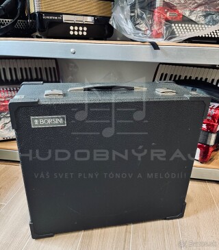Predám profesionálny akordeón Borsini Wienna 374- 96 basový