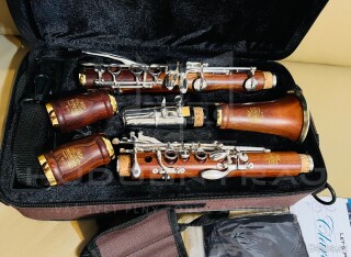 Predám nový B- klarinet celodrevený pre náročnejších hráčov. MoreskyM 19- koncertná  trieda