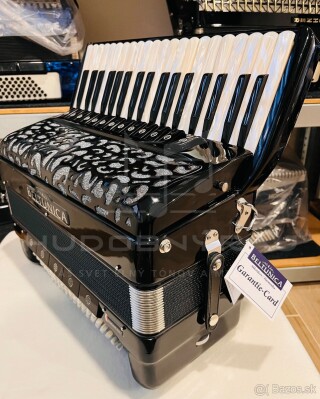 Nový akordeón Beltunica Proffesionall- IV- 96 basový